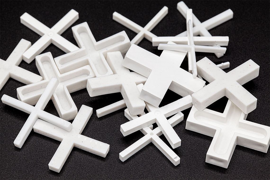 DI křížky spárovací plastové dlouhé 4,0mm (125ks) DI křížky spárovací plastové dlouhé 4,0mm (125ks) - Nářadí ruční nářadí