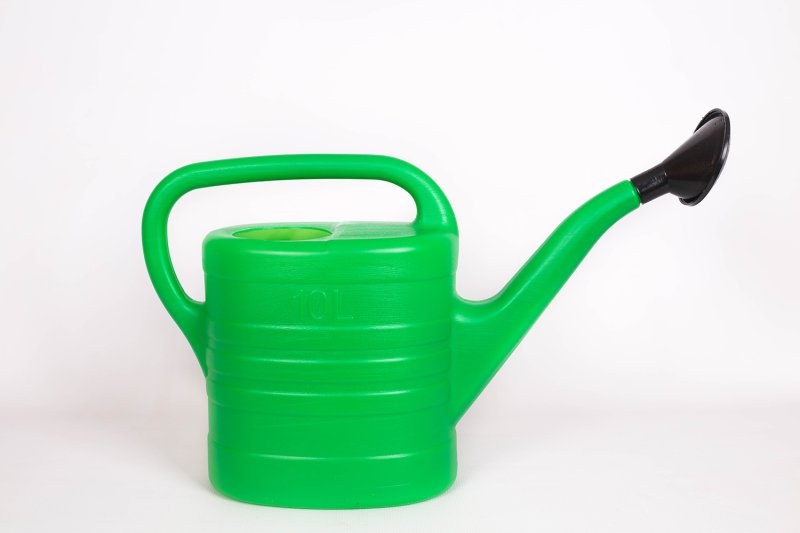 LE konev plastová 10l s kropítkem