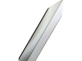 BE roh ochranný 150cm, 40x40mm AL bez povrchové úpravy k&nbsp;nalepení