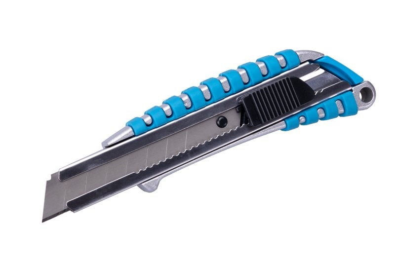 LE nůž odlamovací ALU stříbrno-červený 18mm tlačítková aretace LE nůž odlamovací ALU stříbrno-červený 18mm tlačítková aretace